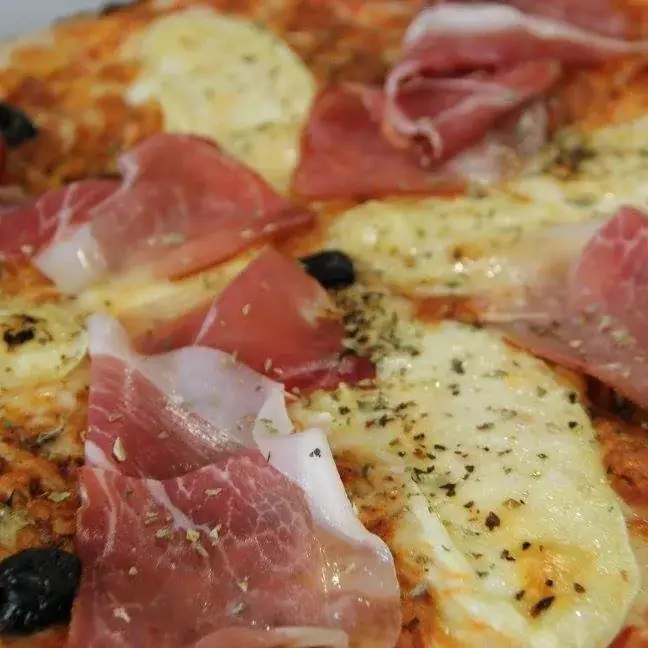 L'Ami Pierrot_Poulx_slider_image_2