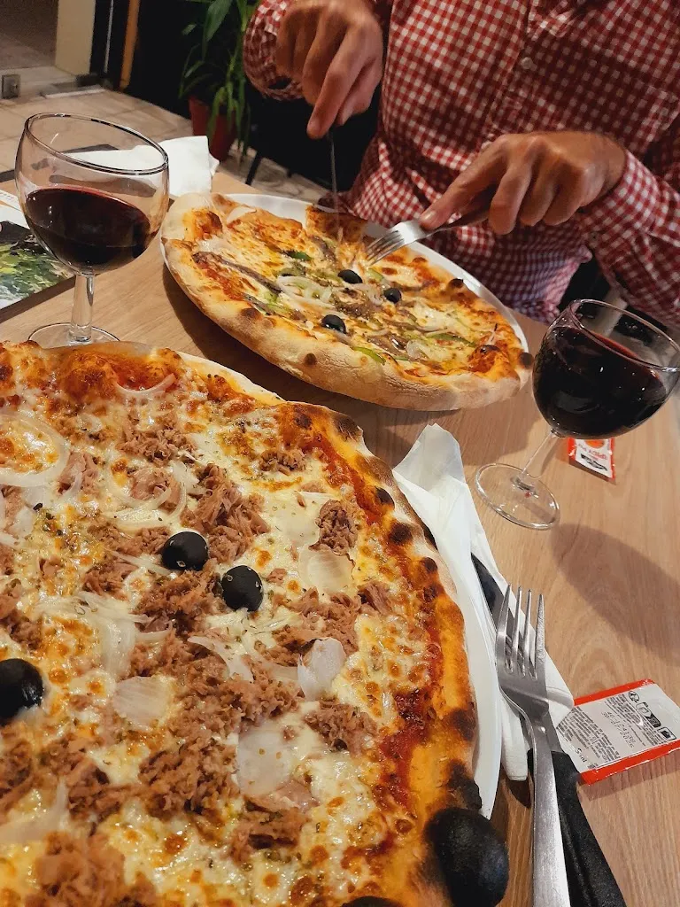 René Asdrúbal Andrés_Le Brespail_Pradines_review