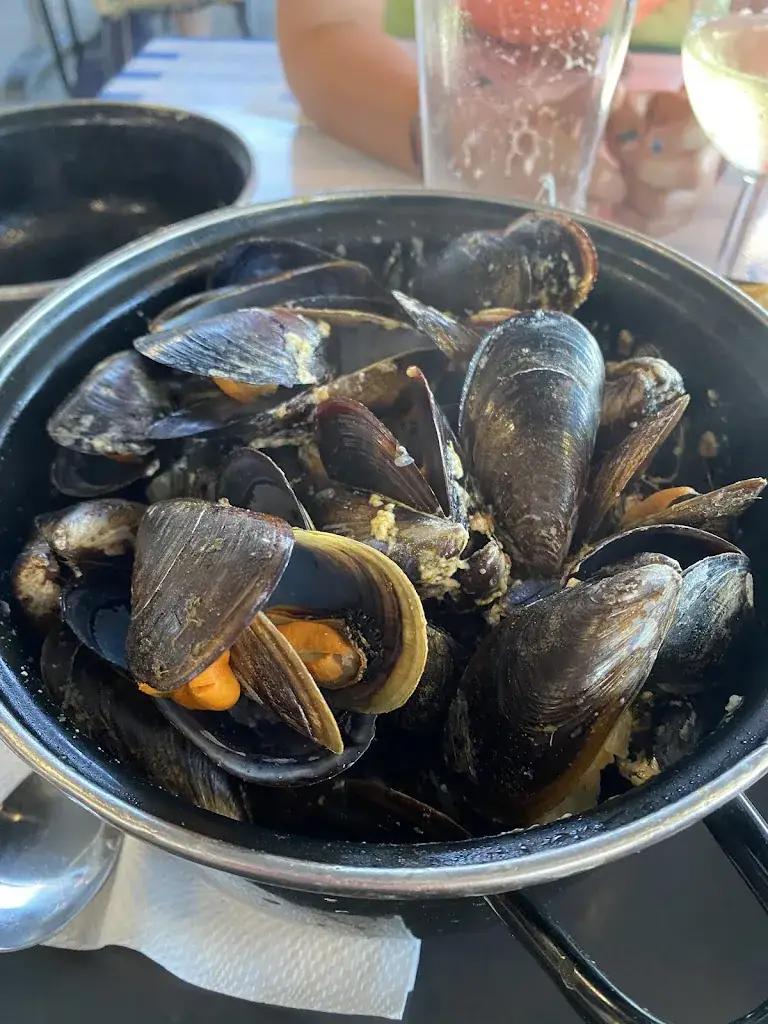 Abigail Nanson_La 7ème Vague_Portiragnes_review