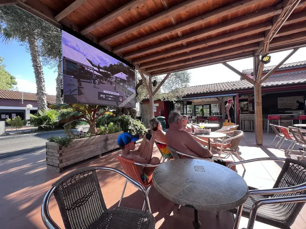 Le Carré Bleu_Portiragnes_slider_image_1