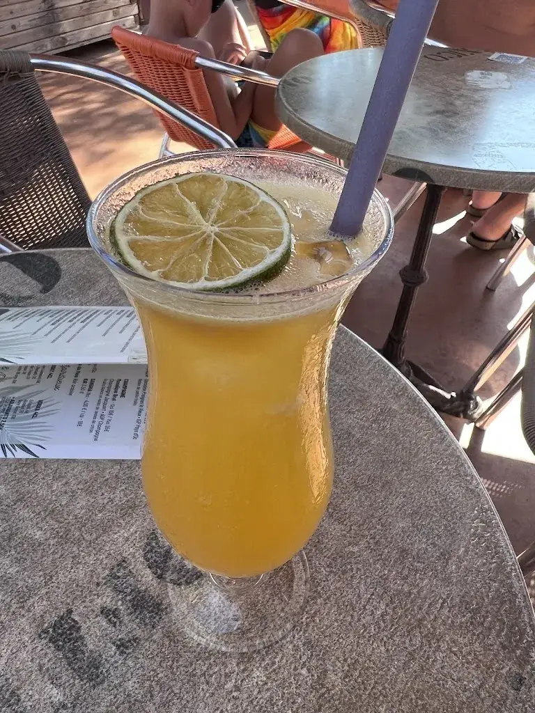 Le Carré Bleu_Portiragnes_slider_image_3