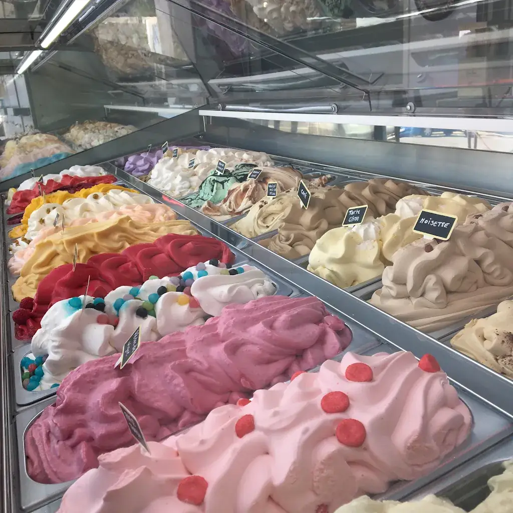 Les glaces du soleil restaurant in Portiragnes