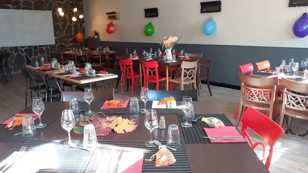 Le Petit Malvinois ristorante a Mauves