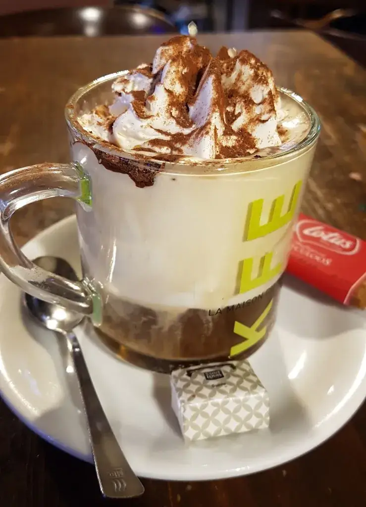 valérie tournigand_Le Bistrot_Pont-Saint-Esprit_recensione