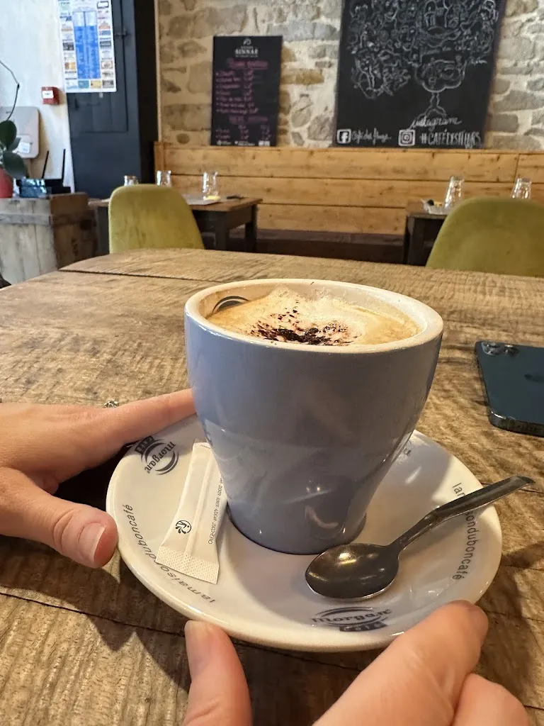 Christoffer Oxenius_Café des Fleurs_Pont-Saint-Esprit_review