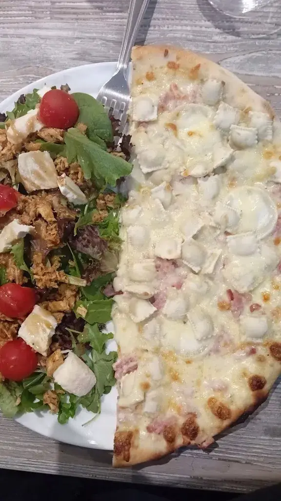 Les Pizzas du Saint-Joseph_Mauves_slider_image_1