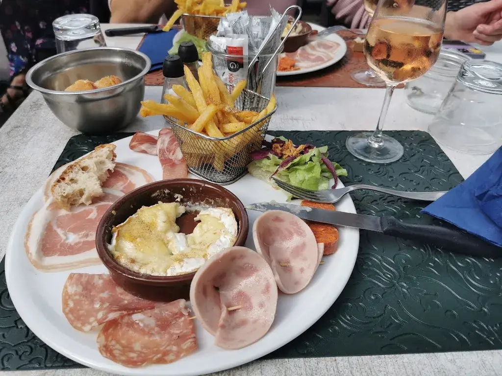 Café Marseillais_Pont-Saint-Esprit_slider_image_2