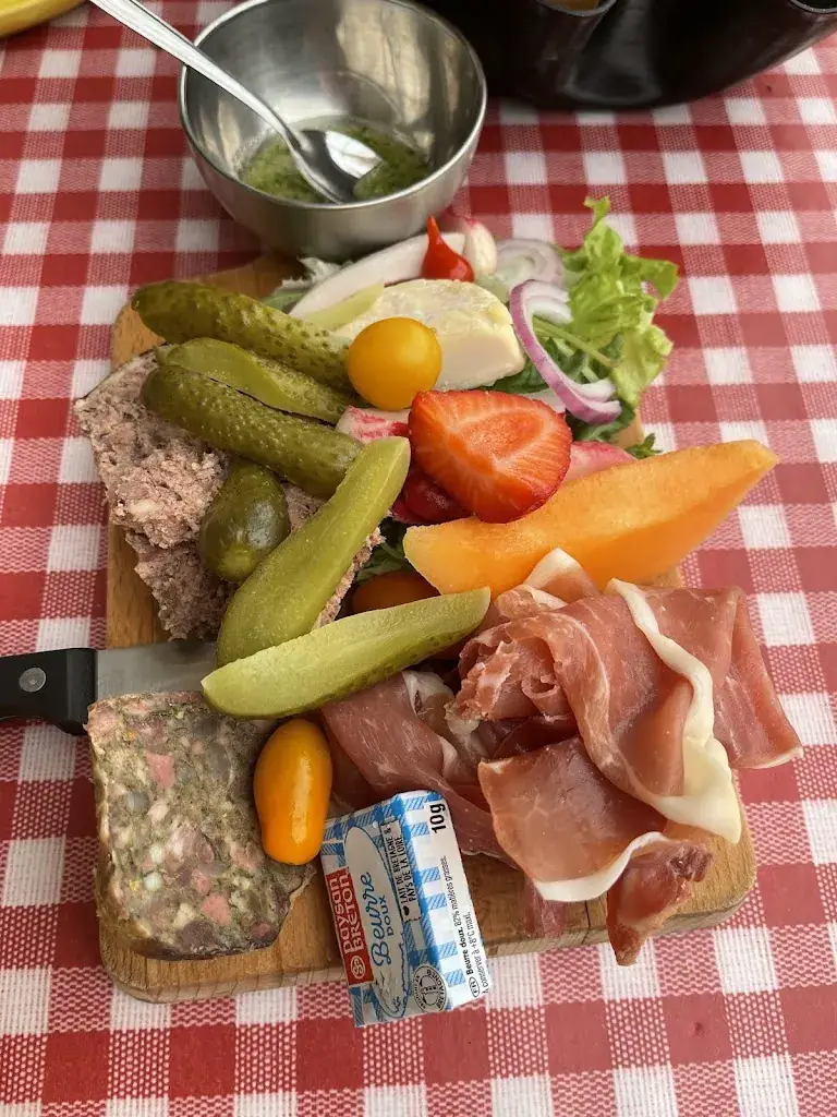 Muriel Miras_Crock and Brock_Pont-Saint-Esprit_review