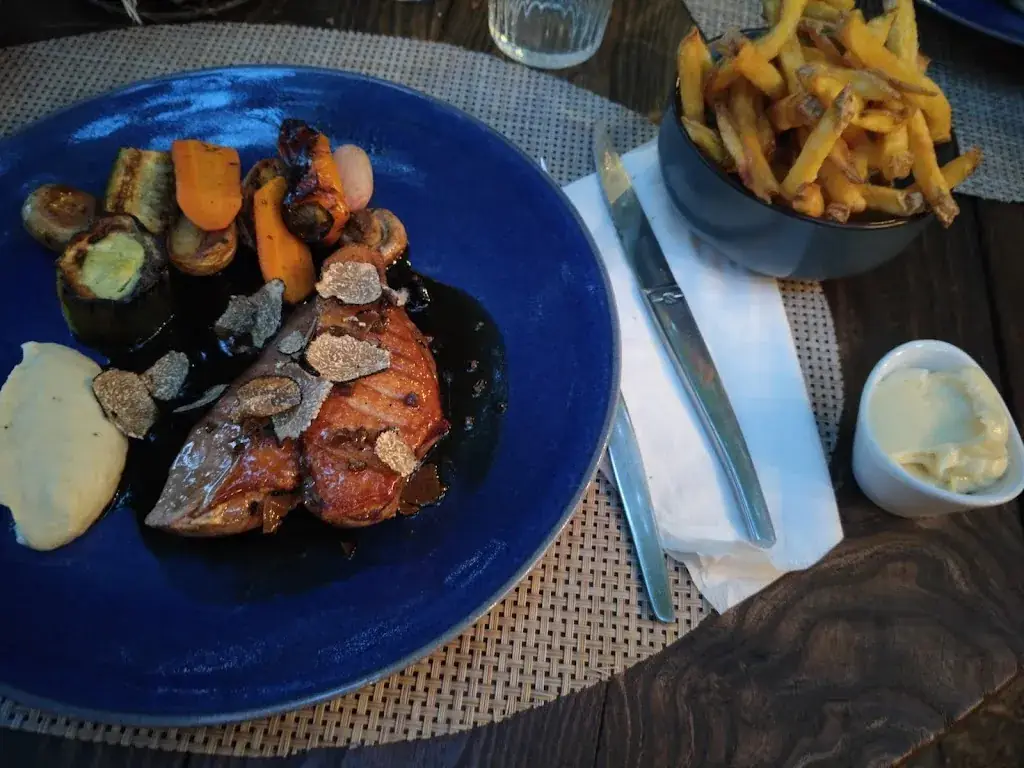 Iris_Restaurant Le Bienheureux_Saint-Alexandre_review