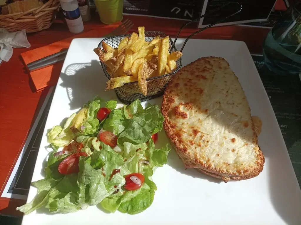 Menu_The family's_Pont-Saint-Esprit_image_5