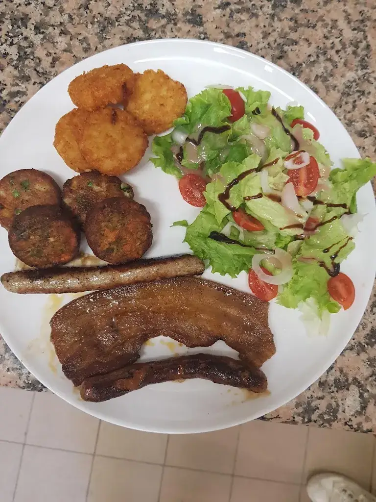 Menu_The family's_Pont-Saint-Esprit_image_7