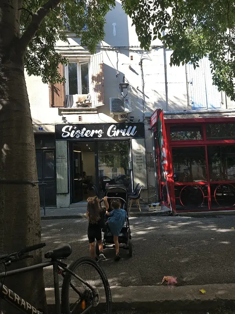 Moh. Ady_Sisters Grill_Pont-Saint-Esprit_recensione