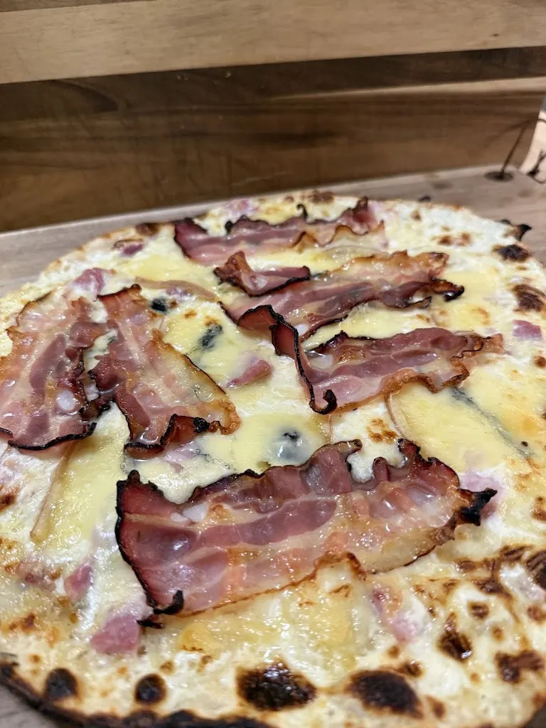 La Tour de Pizz' Pont_Pont-Saint-Esprit_slider_image_2