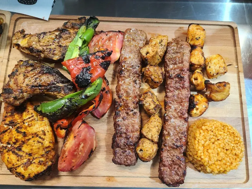 Kapadokya Kebab Restaurant_Pont-Saint-Esprit_slider_image_3