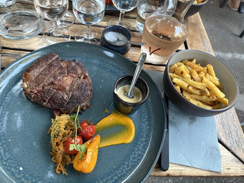 Restaurant Le Bouchon_Aiguèze_slider_image_3