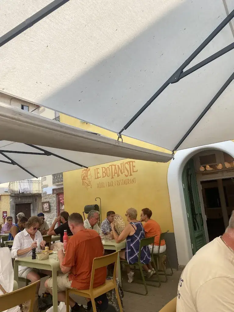 Gemma Beale_Le Botaniste_Prats-de-Mollo-la-Preste_review