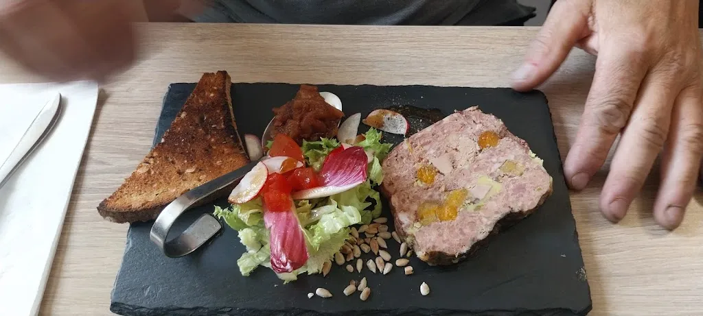 Menu_Restaurant La Calèche_Massiac_image_6