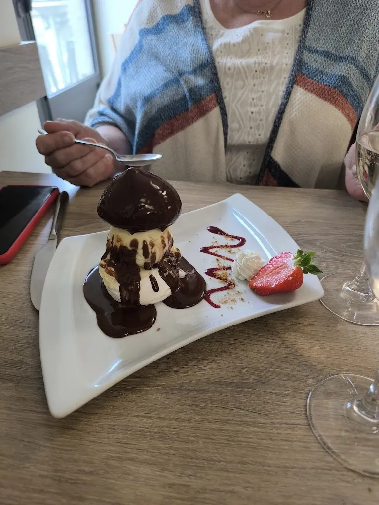 Restaurant La Calèche_Massiac_slider_image_3