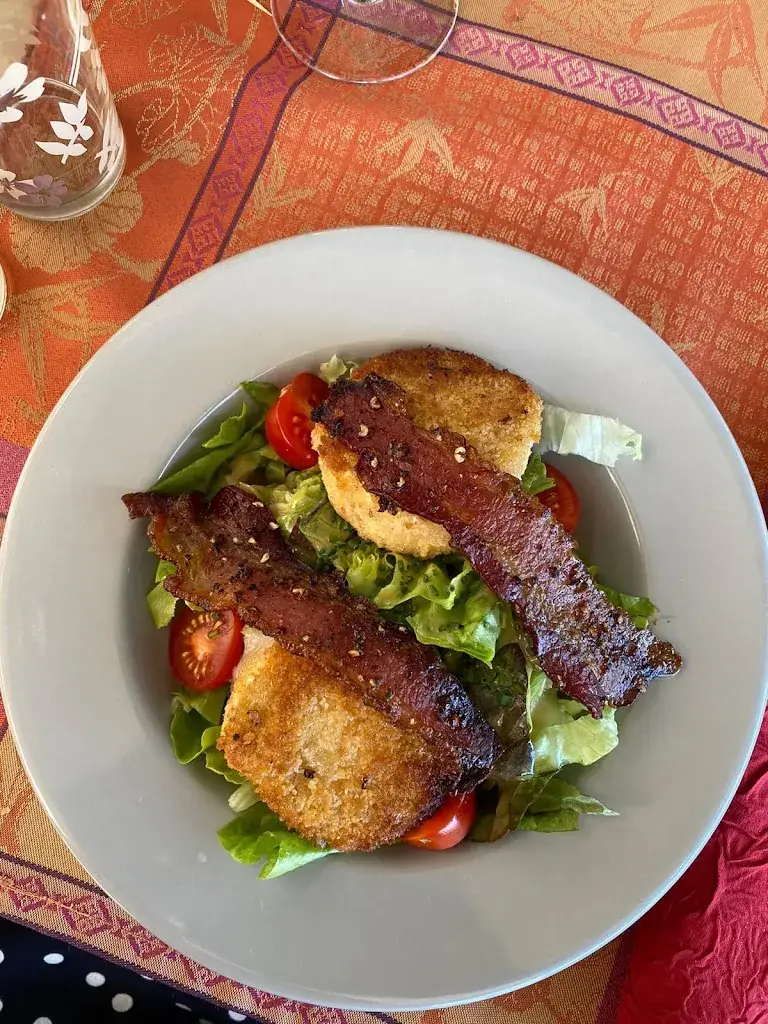 Chloe Martin_Auberge de Chalet_Massiac_review