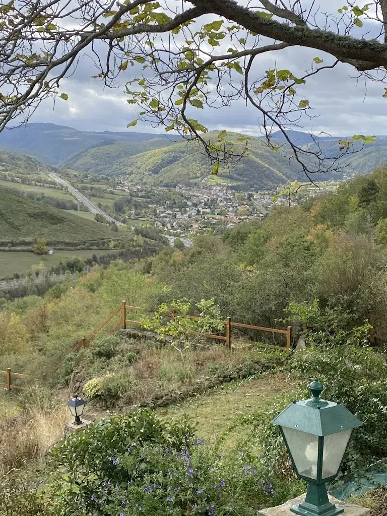 Caroline Sibson_Auberge de Chalet_Massiac_review