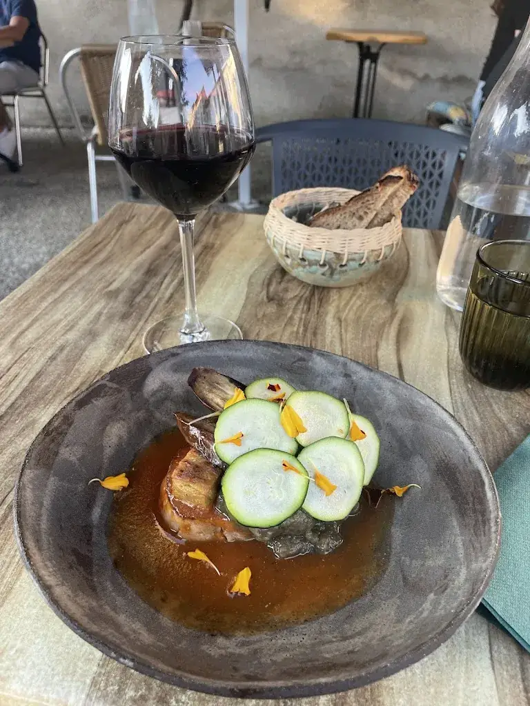 Hugues FANIELLE_Les Dodus_Puy-l'Évêque_review