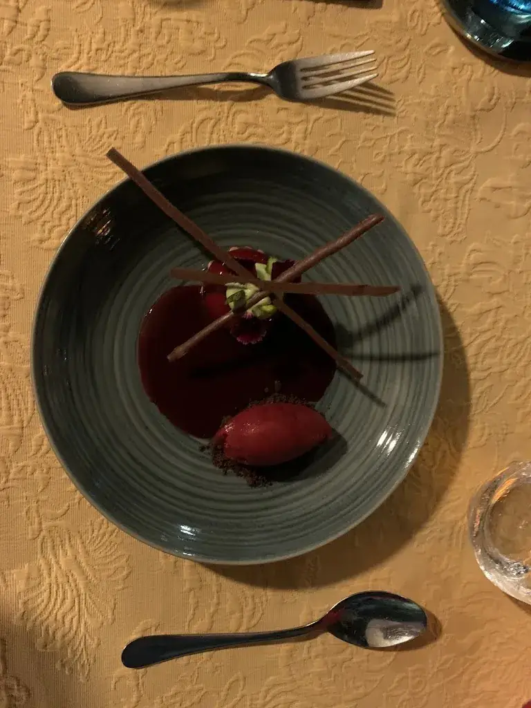 Juan Guillermo Velasco Campuzano_Maison Chenet – Entre Vigne et Garrigue_Pujaut_review