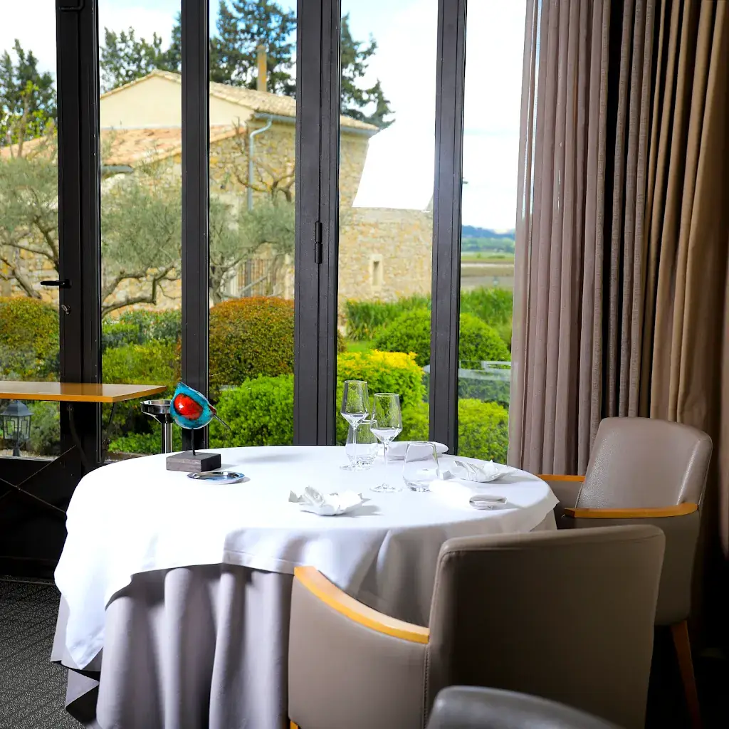 Maison Chenet – Entre Vigne et Garrigue_Pujaut_slider_image_1