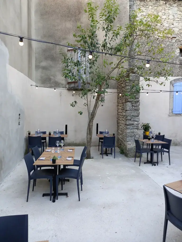 La Tour De Pizze_Quissac_slider_image_1