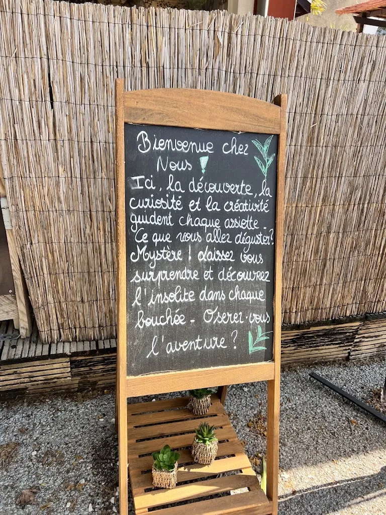 SOPHIE KRIEF _L'insolite_Quissac_review