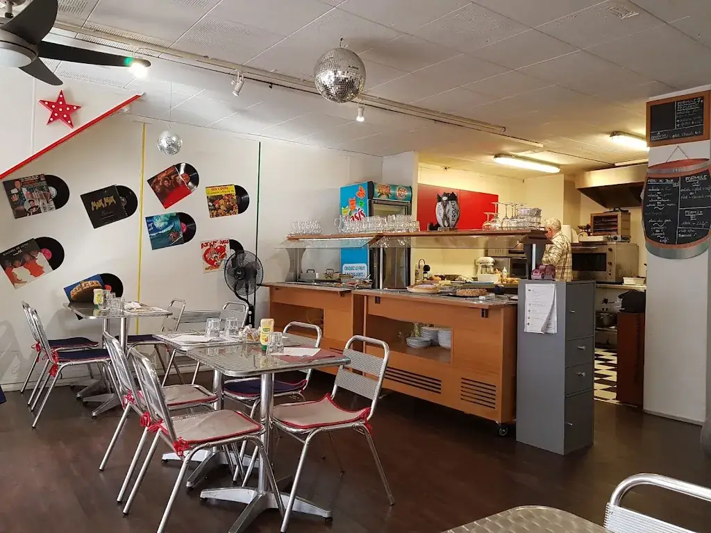 Chez Henri_Puylaurens_slider_image_1