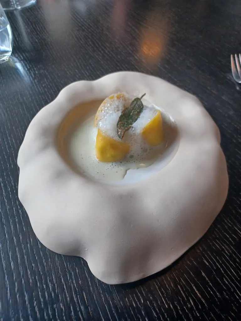 Phil_L'Intangible_Lempaut_review