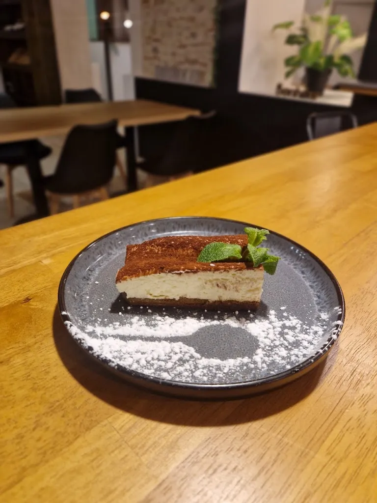 Menu_L EMPIRE_Vielmur-sur-Agout_image_8