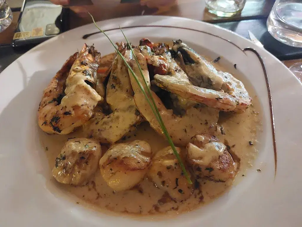 Denise Mitchell_La Galerie_Quillan_review