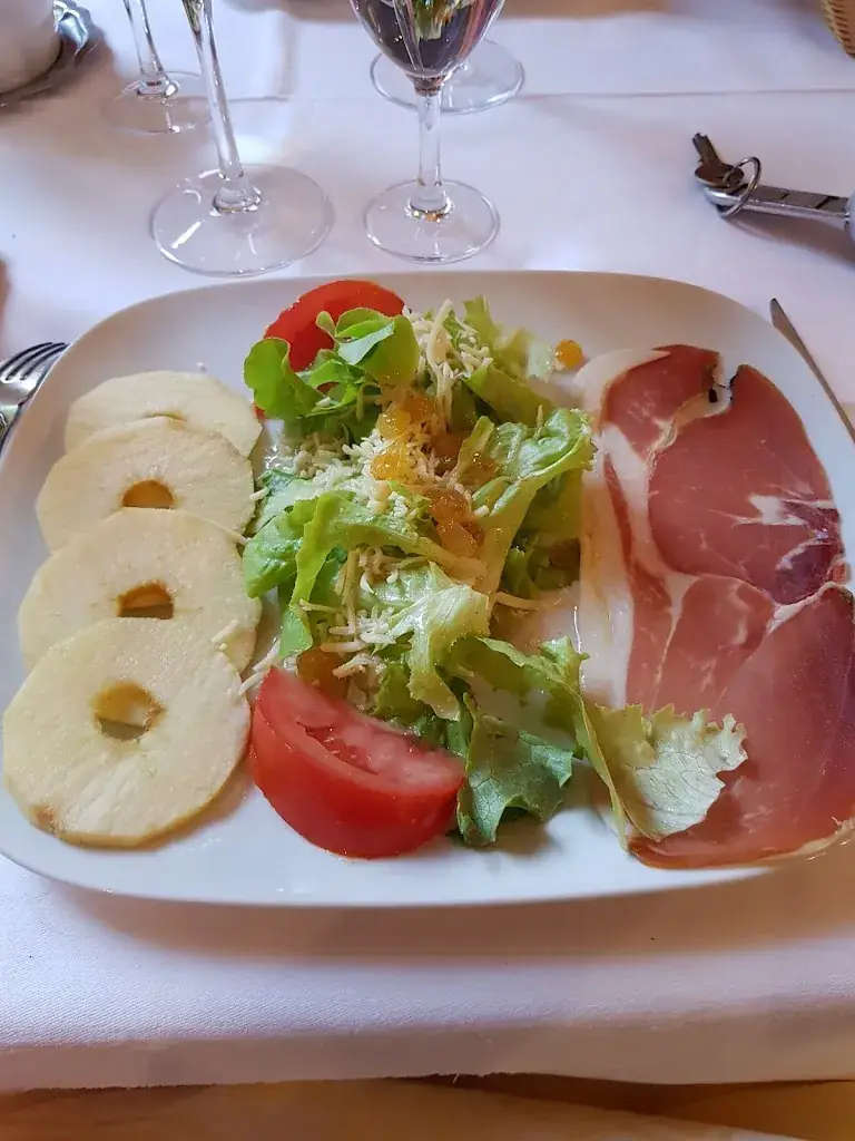 Hôtel la Pierre Lys_Quillan_slider_image_3