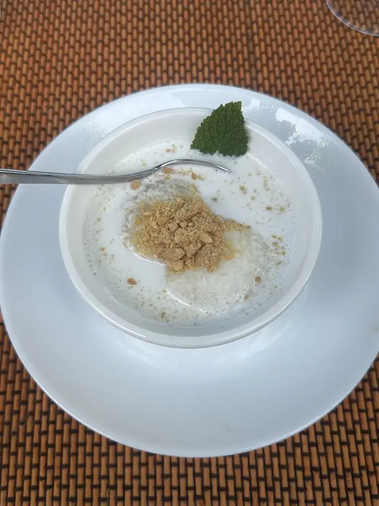 Asily_Quillan_slider_image_3