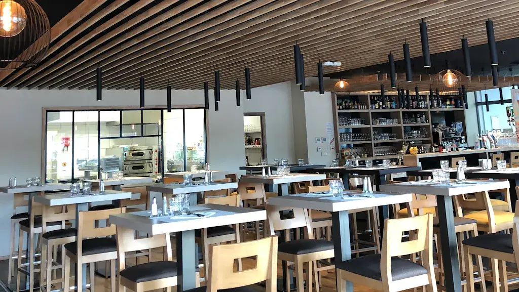 Intermarche Realmont restaurant in Réalmont