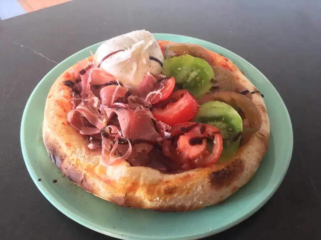 PIZZA PASTEL REALMONT_Réalmont_slider_image_2