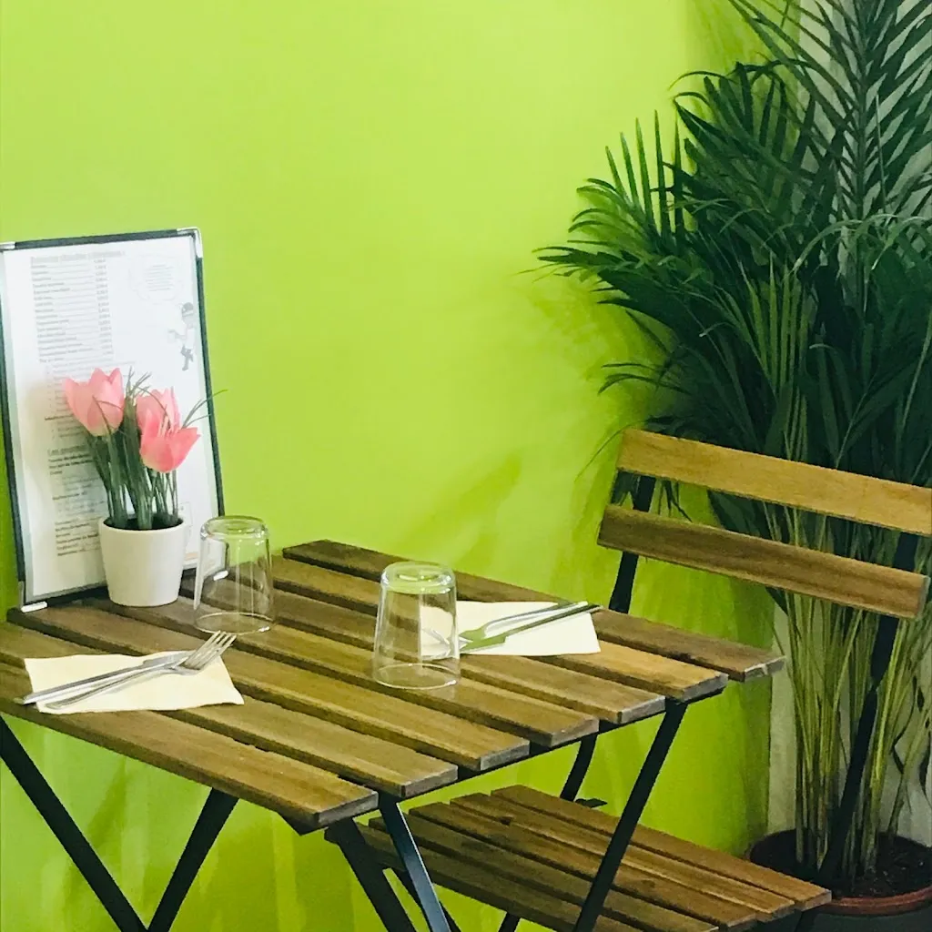 La Petite Biscuiterie Restaurant in Réalmont