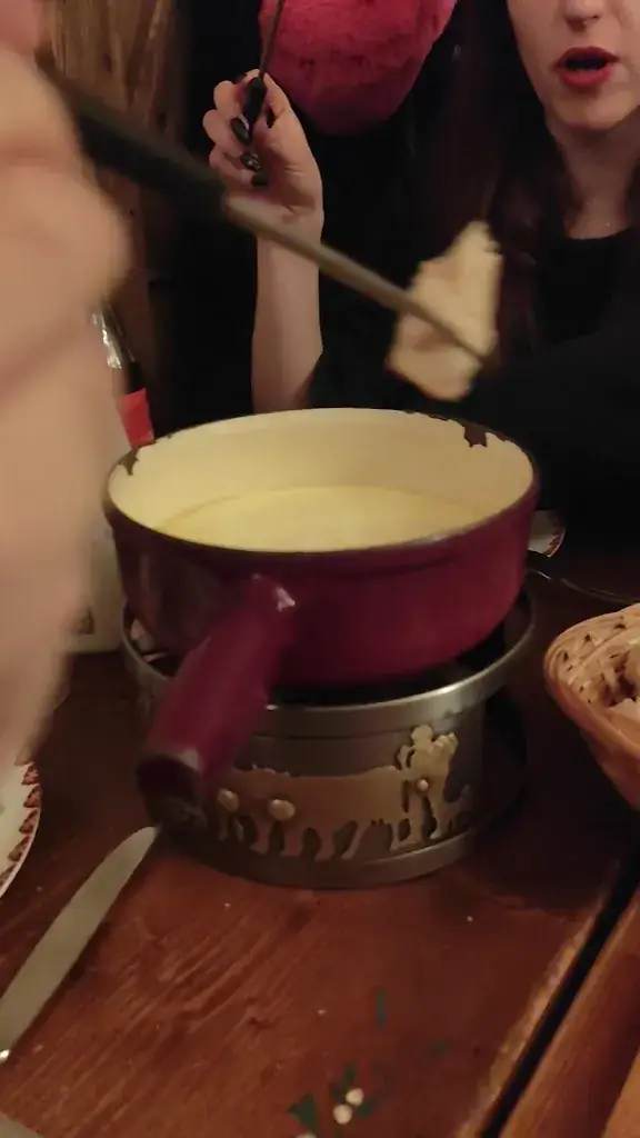 Natalia Krumova_La Fromagerie Méribel ( Restaurant, Crémerie , Boulangerie )_Méribel_reseña