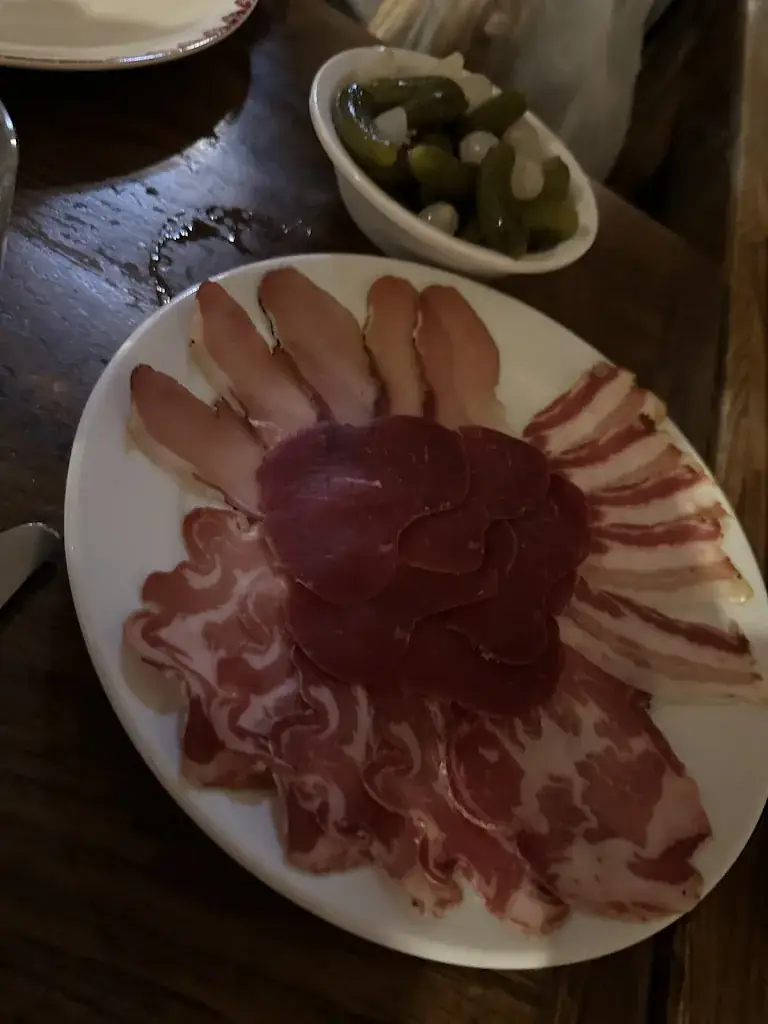 Dan Nguyen_La Fromagerie Méribel ( Restaurant, Crémerie , Boulangerie )_Méribel_reseña