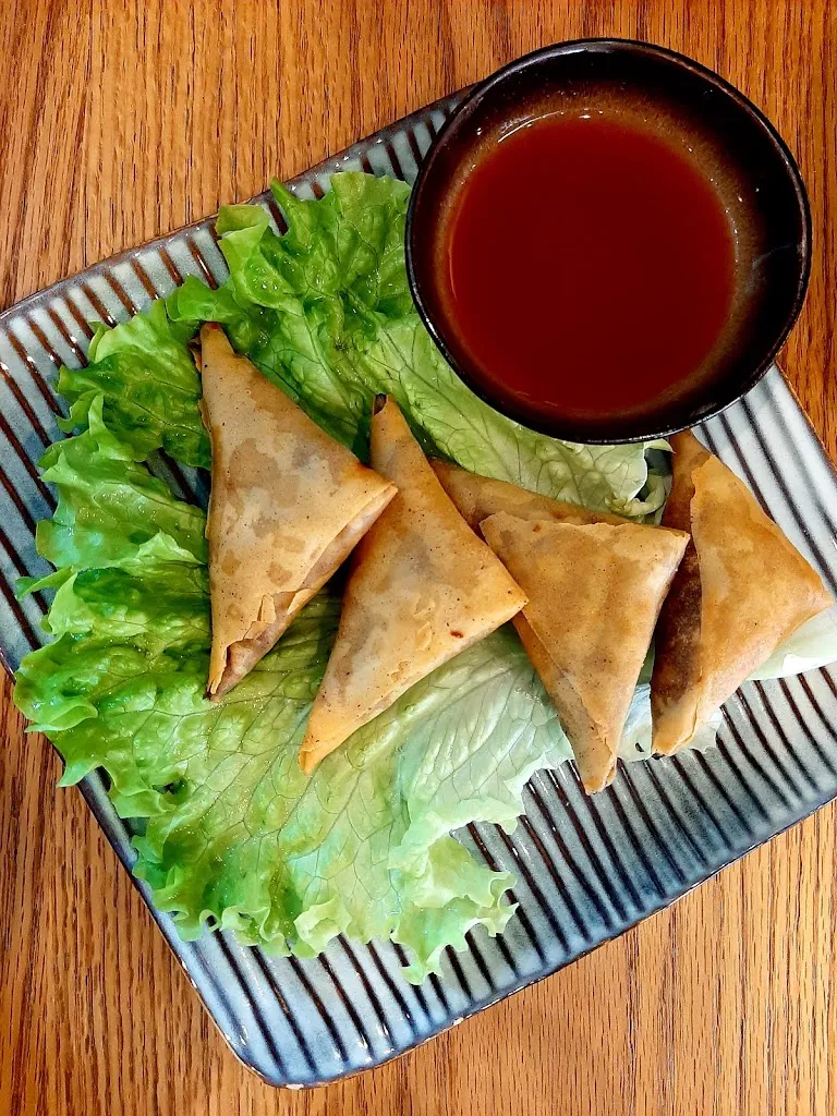 Dela Gaba_Etape D'Asie_Ramonville-Saint-Agne_review