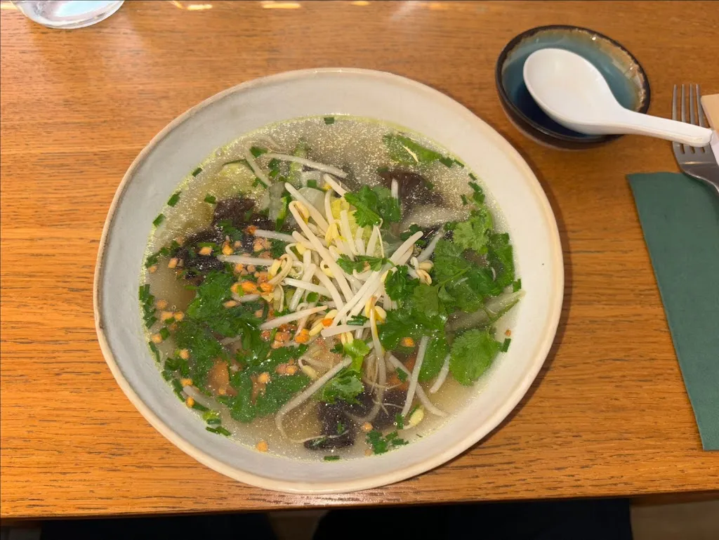 Patryk Jaskula_Etape D'Asie_Ramonville-Saint-Agne_review