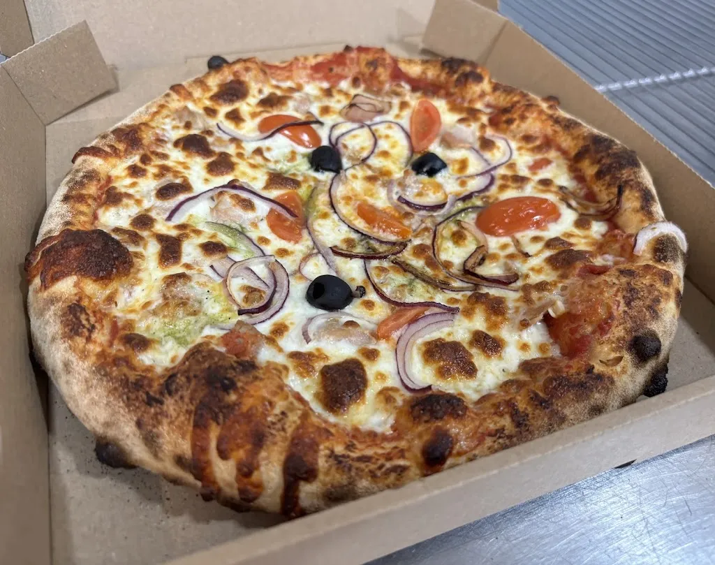 La Pizz’A Ria (66500)_Ria-Sirach_slider_image_3