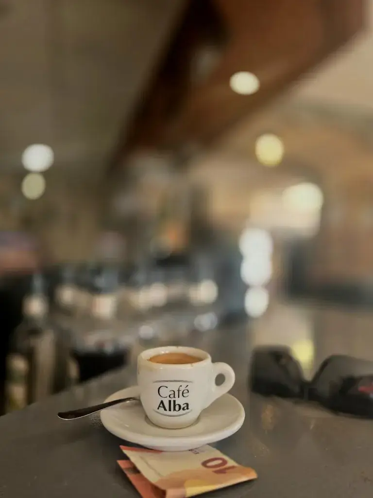 Stephen Kelly_Bar Brasserie L'Agriculture_Rieupeyroux_review