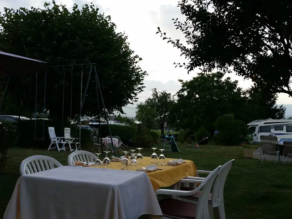 Les Troënes Restaurant in Messery