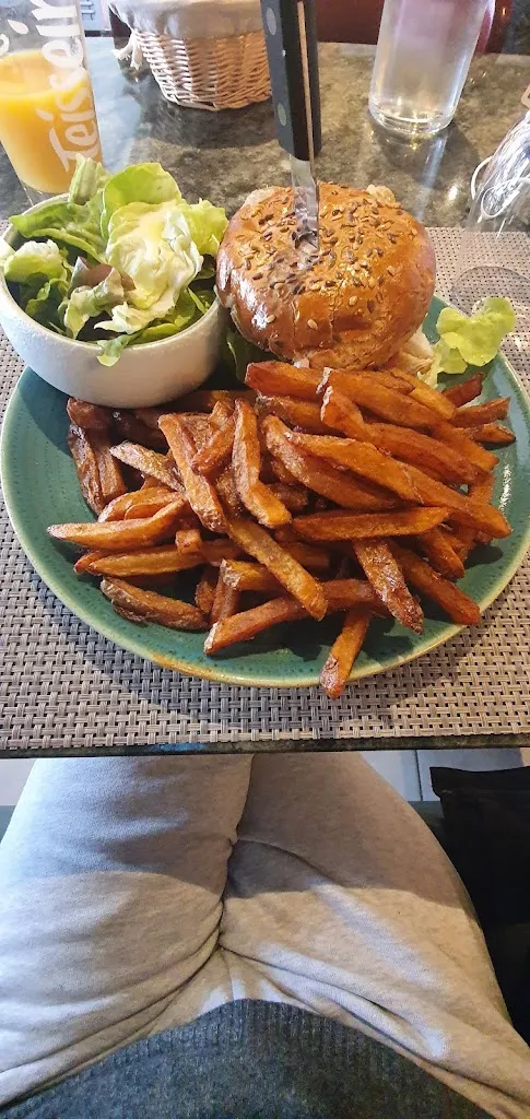 Eleonore Langonier_Le Commerce_Rieumes_review