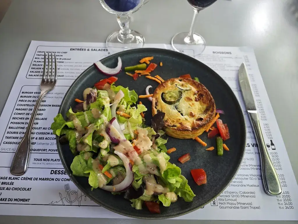 La Renaissance HÔTEL RESTAURANT SAINT FERRÉOL_Revel_slider_image_3