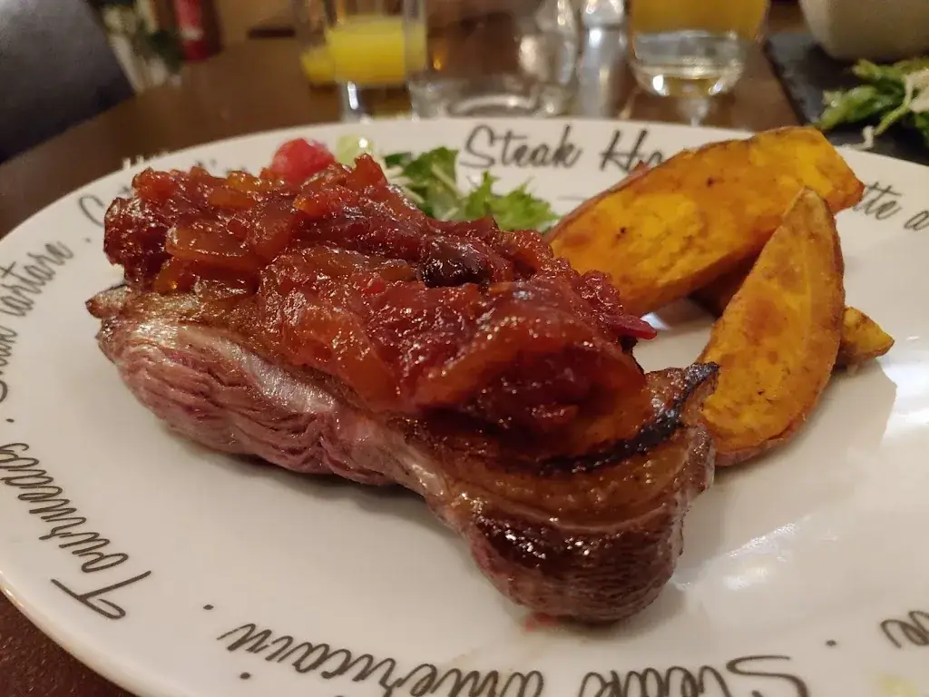 matthew blackwelder_Brasserie du Rosier_Revel_review