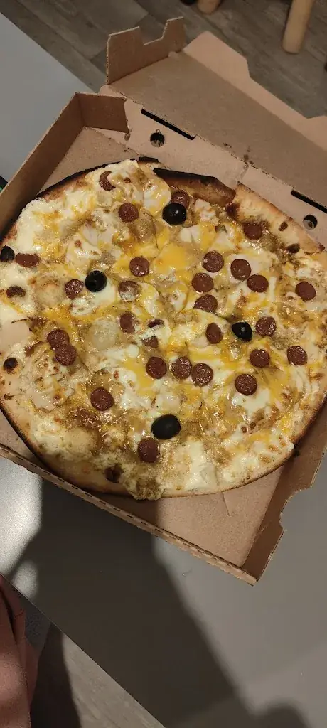 Celia_Tutti Pizza Revel_Revel_review