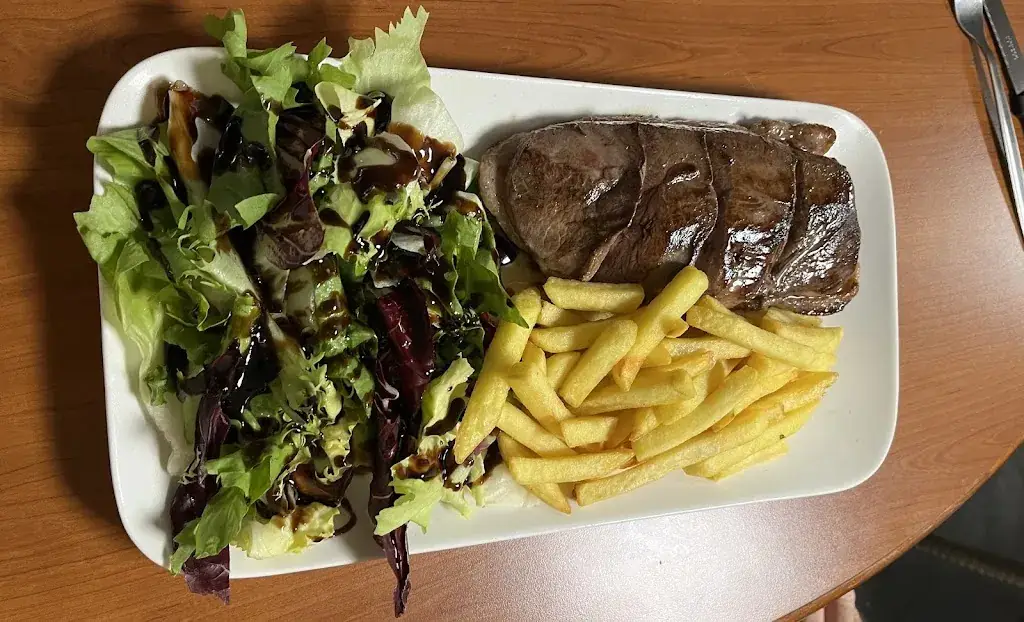 Emilie Fouassier_Le Grand Café_Rivesaltes_review